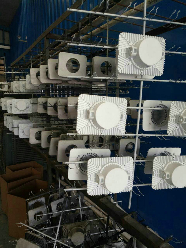 成品電機殼小五金